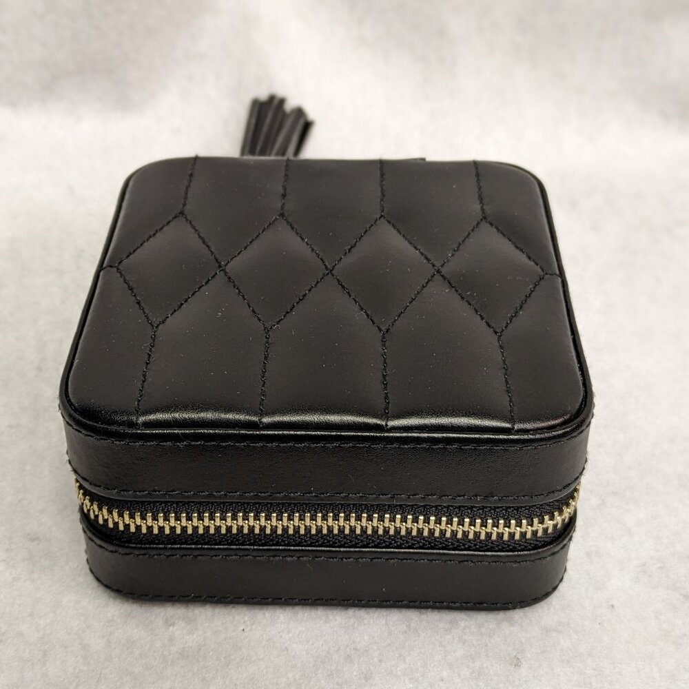 Black Leather Wolf Caroline Zip Jewelry Box